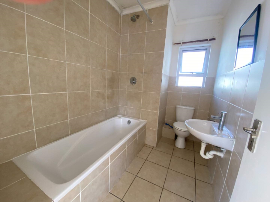 2 Bedroom Property for Sale in Muizenberg Western Cape